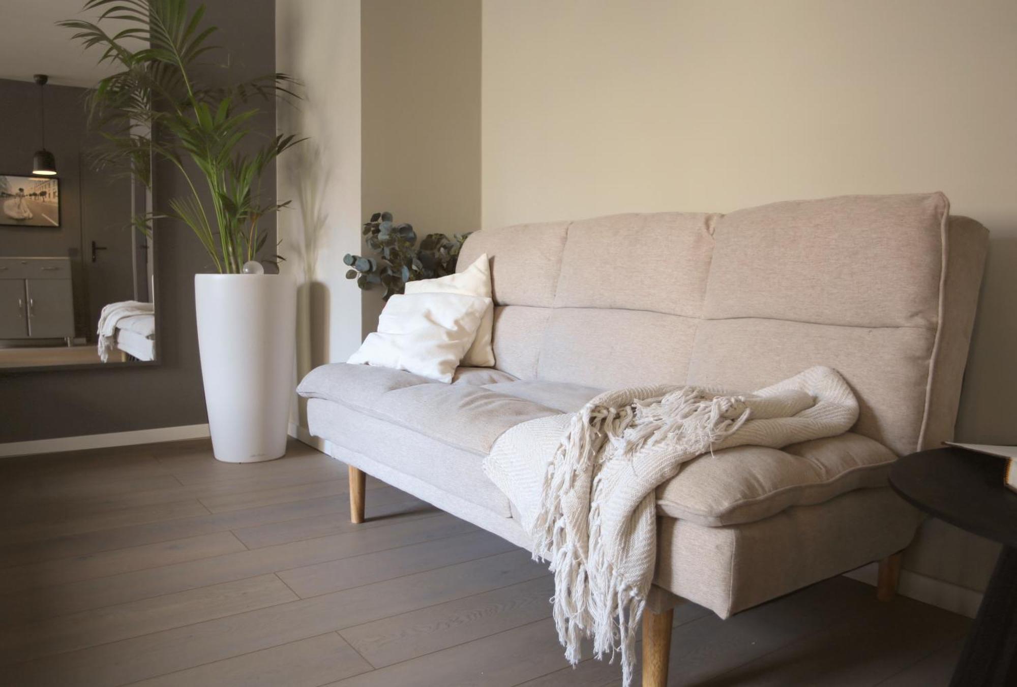 Apartment 4ty3 - Stadtpark Is Calling